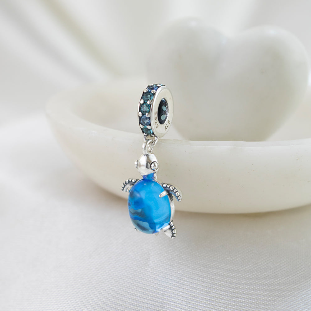 dije plateado, dije estilo pandora, dije de tortuga, dije de verano, dije con piedras azules